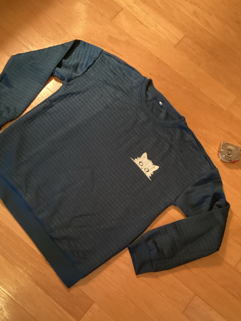 Source Unknown Blue Quilted Crewneck Sweatshirt with Cat Patch